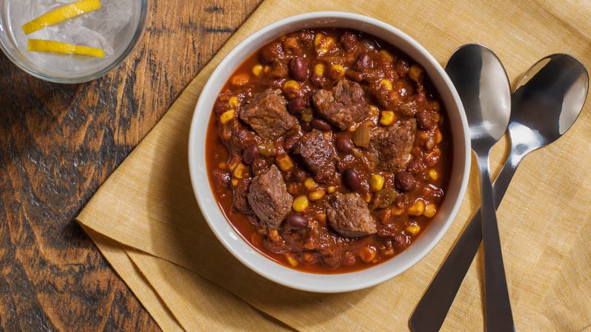 Slow Cooker Spicy Southwest Beef and Bean Chili-020