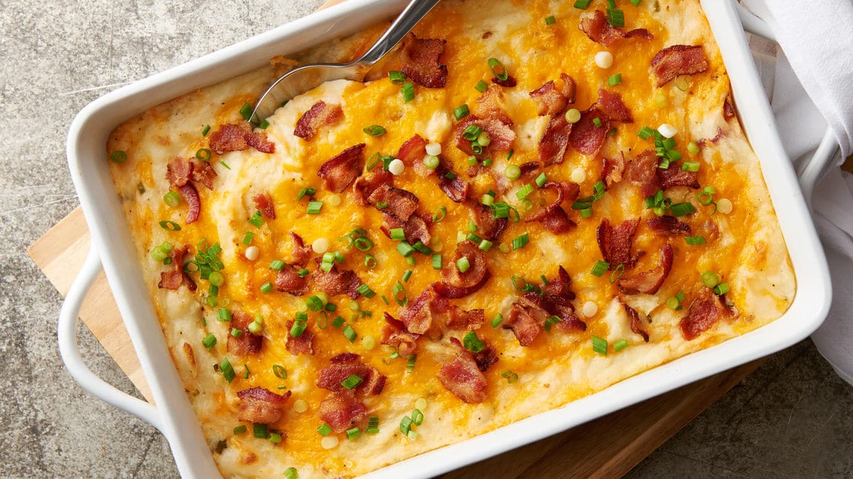 Loaded Mashed Potato Casserole_16x9