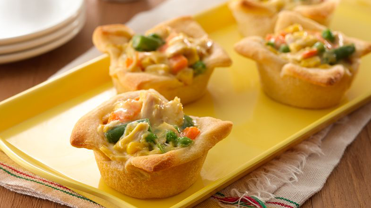 easy-to-make-chicken-pot-pies-hero