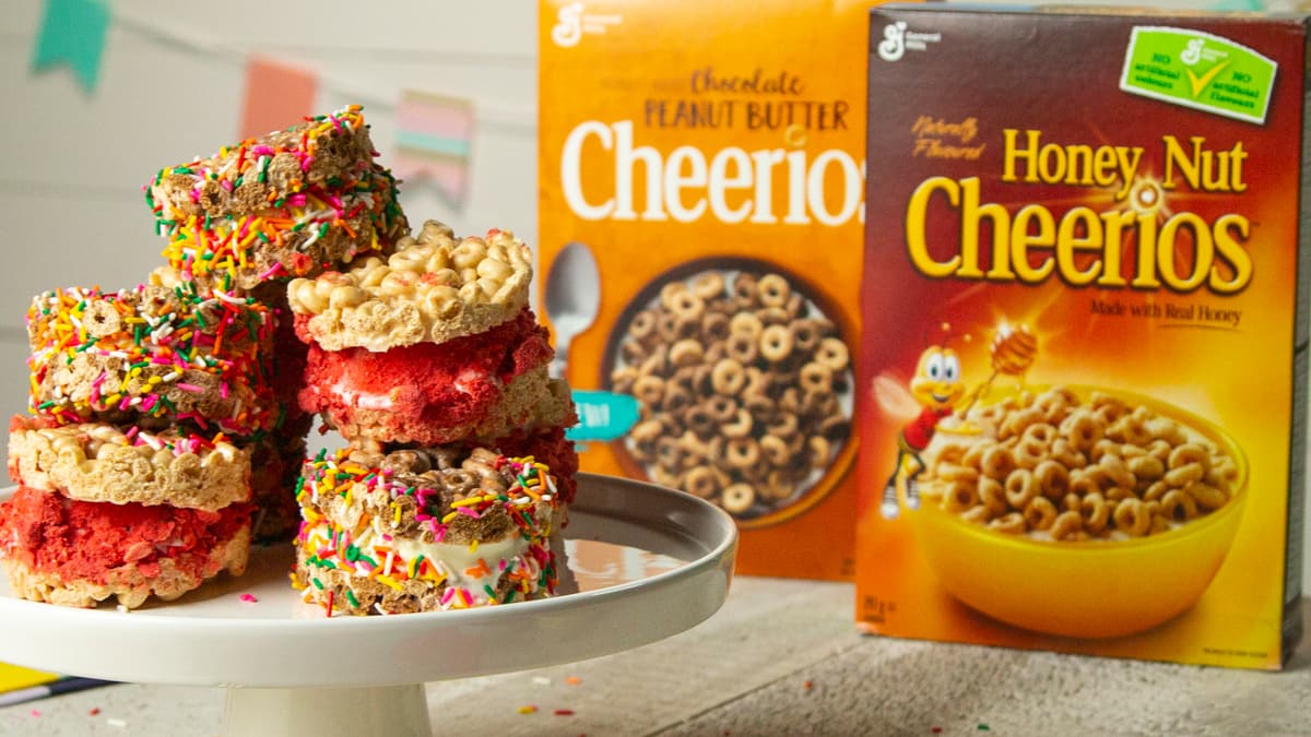 Cheerios Froyo Sandwich 2 Ways