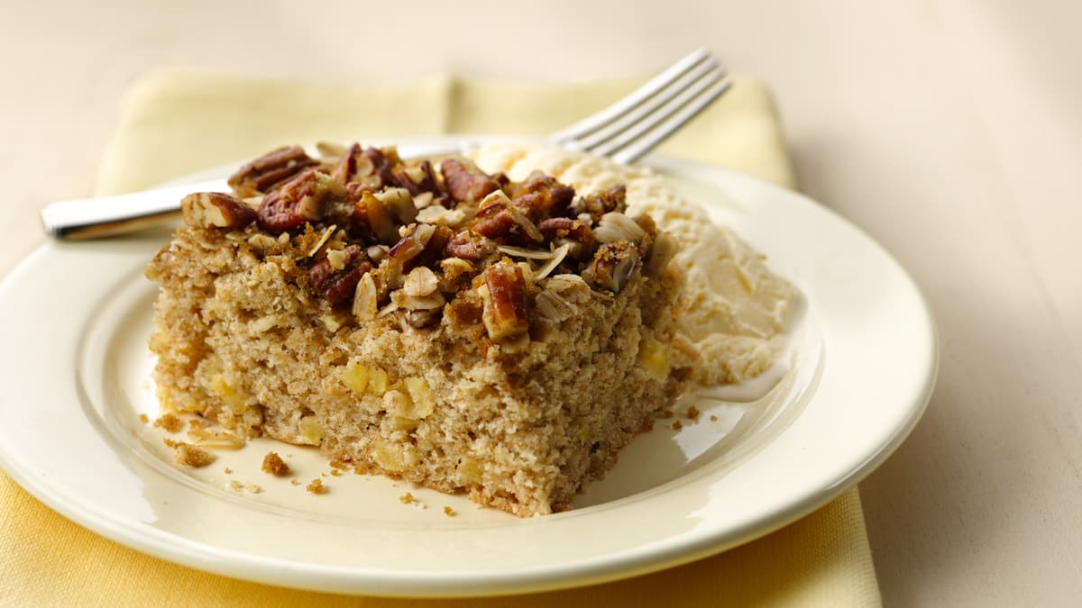 Apple-Pecan Coffee Cake