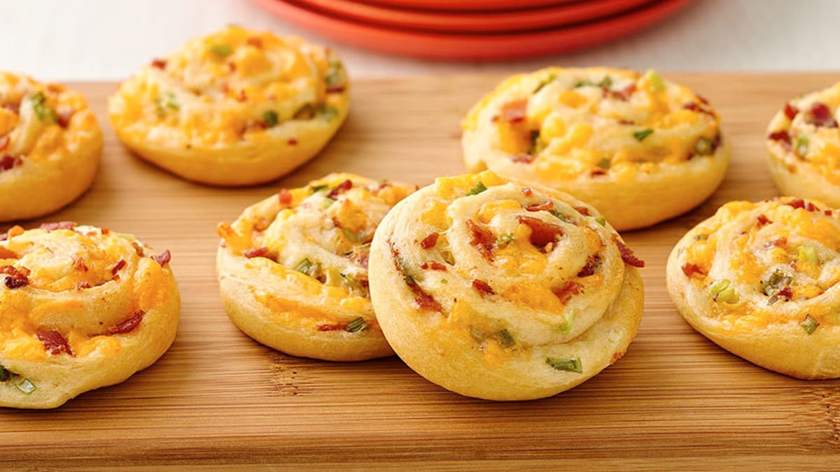 Bacon-Cheddar Pinwheels