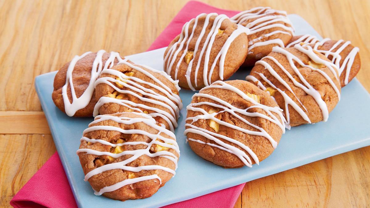 Biscuits de gâteau aux épices et aux pommes 