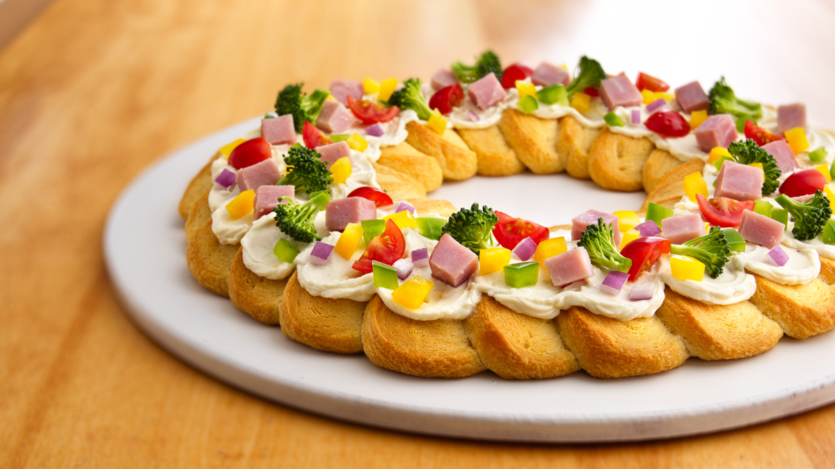 Couronne feuilletée au jambon et aux légumes