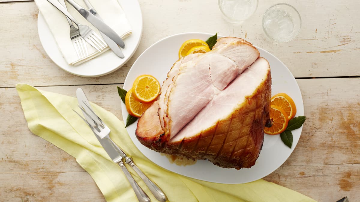 Crowd Size Honey-Glazed Baked Ham