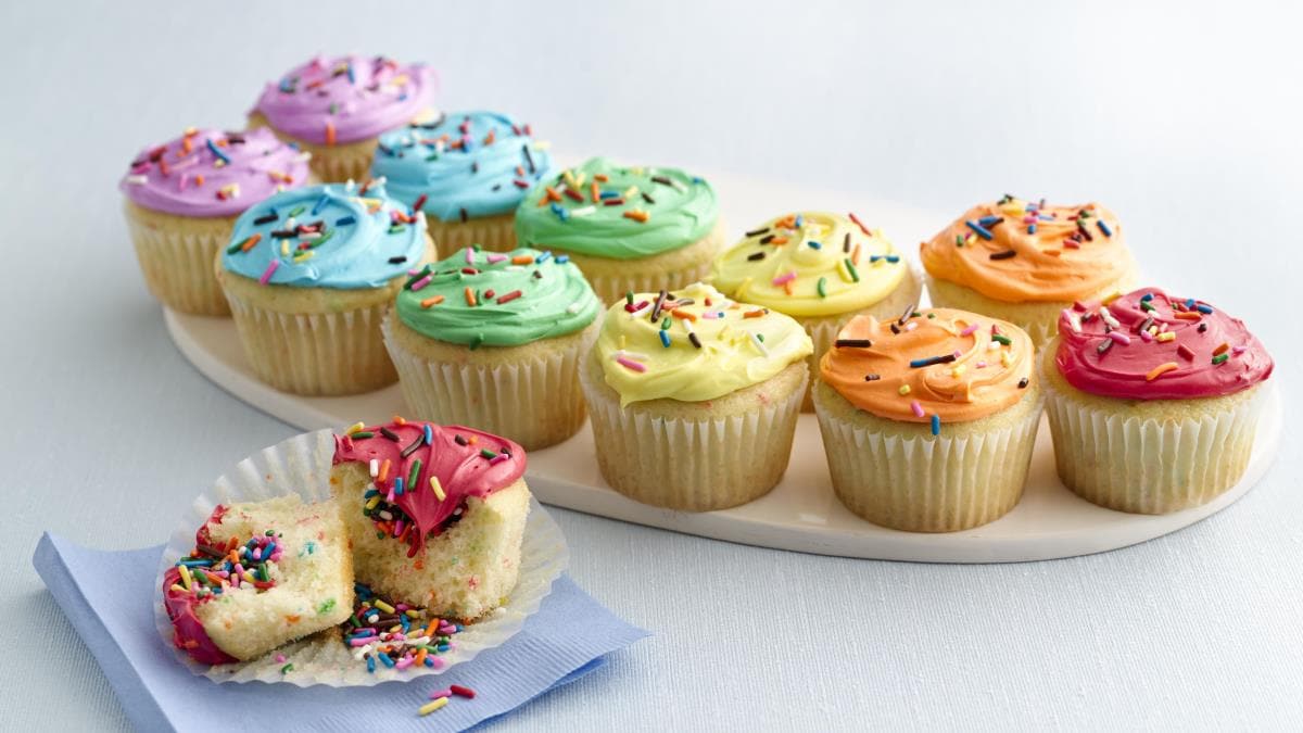 Double Rainbow Cupcakes 