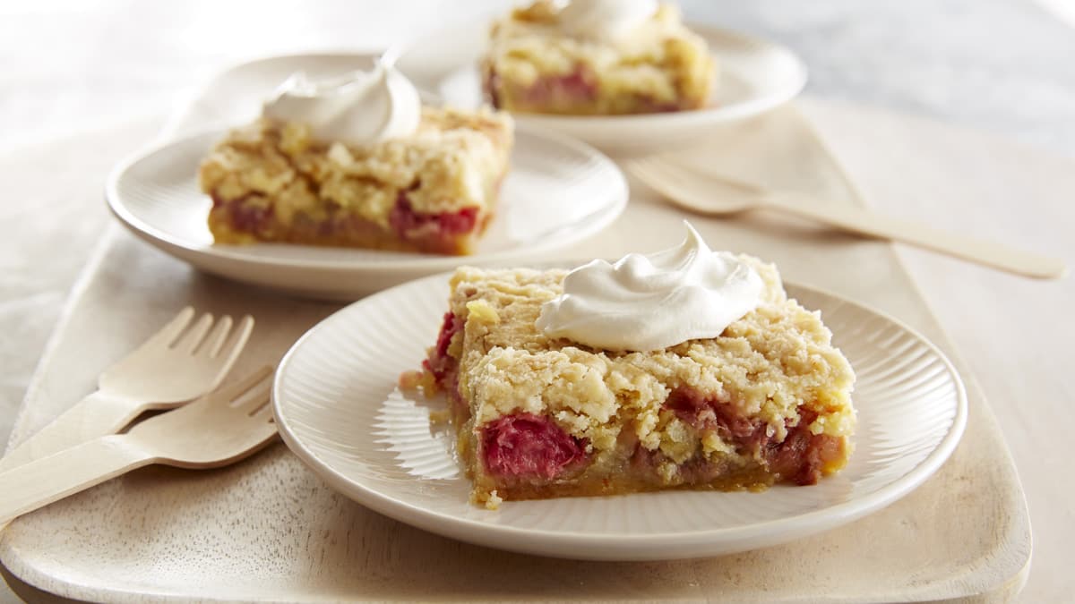 Five-Ingredient Rhubarb Squares