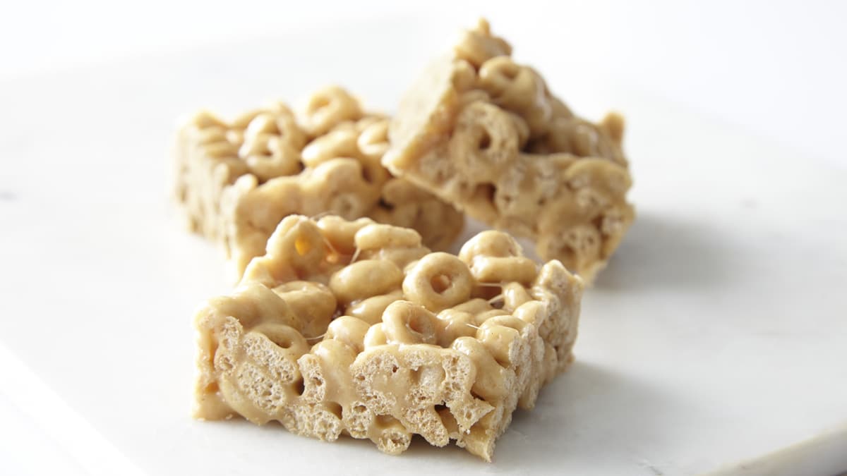 Cheerios™ Marshmallow Cereal Bars