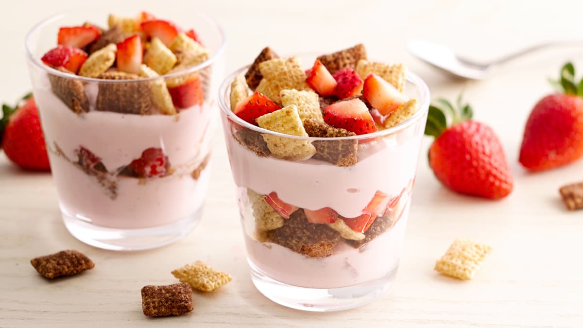 Parfait au chocolat et aux fraises sans gluten