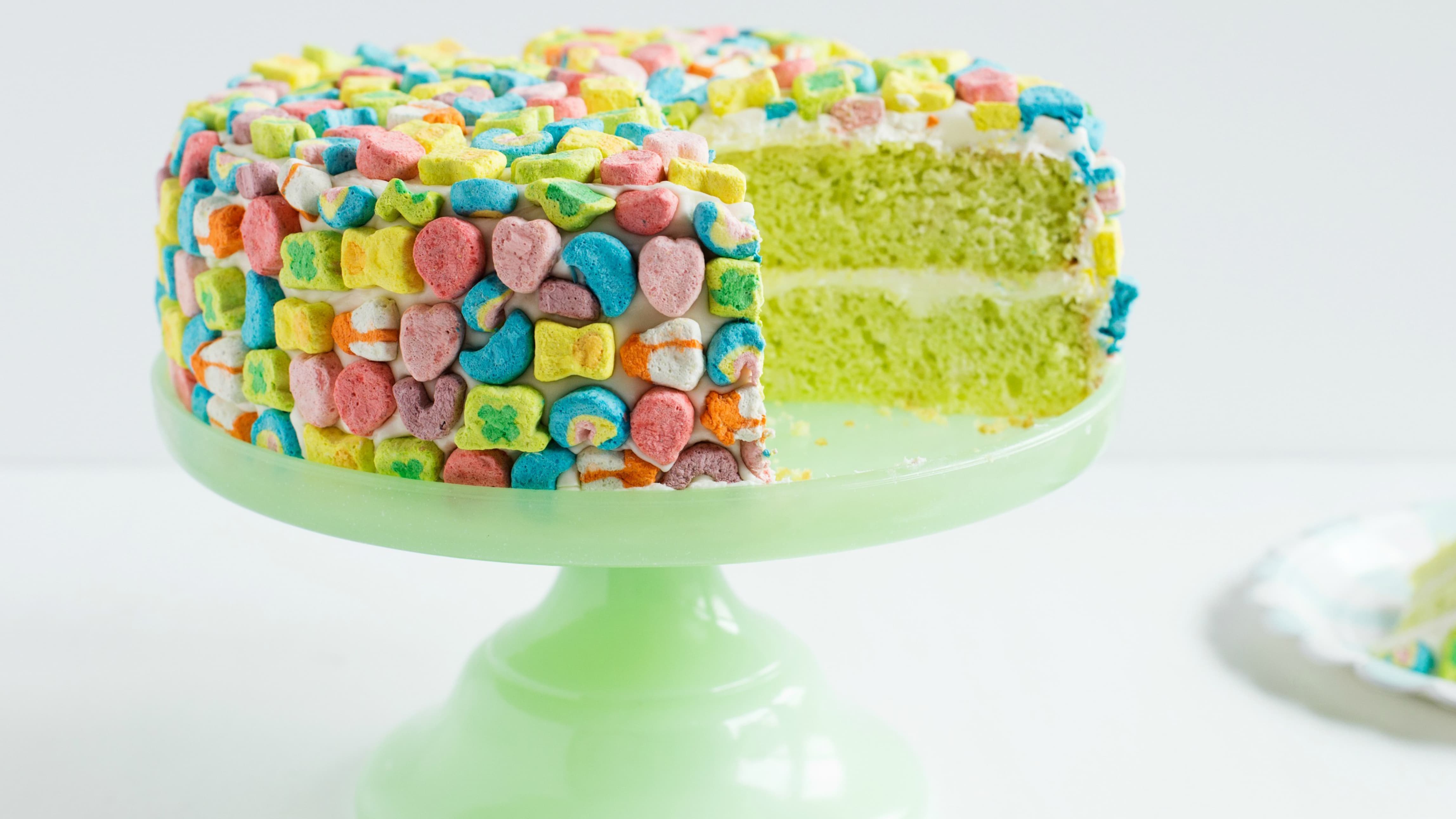 Lucky Charms Cake