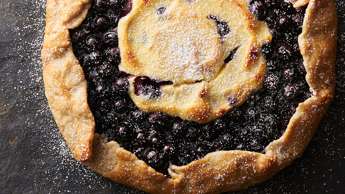 Crostata à l'orange, à la cardamome et aux bleuets