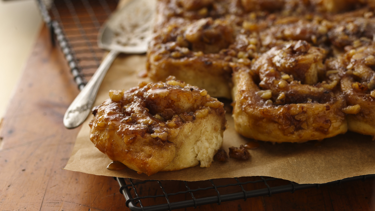 Brioches aux pommes et au caramel pour le lendemain