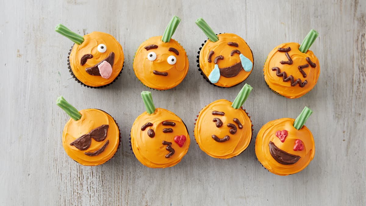 Pumpkin Emoji Cupcakes