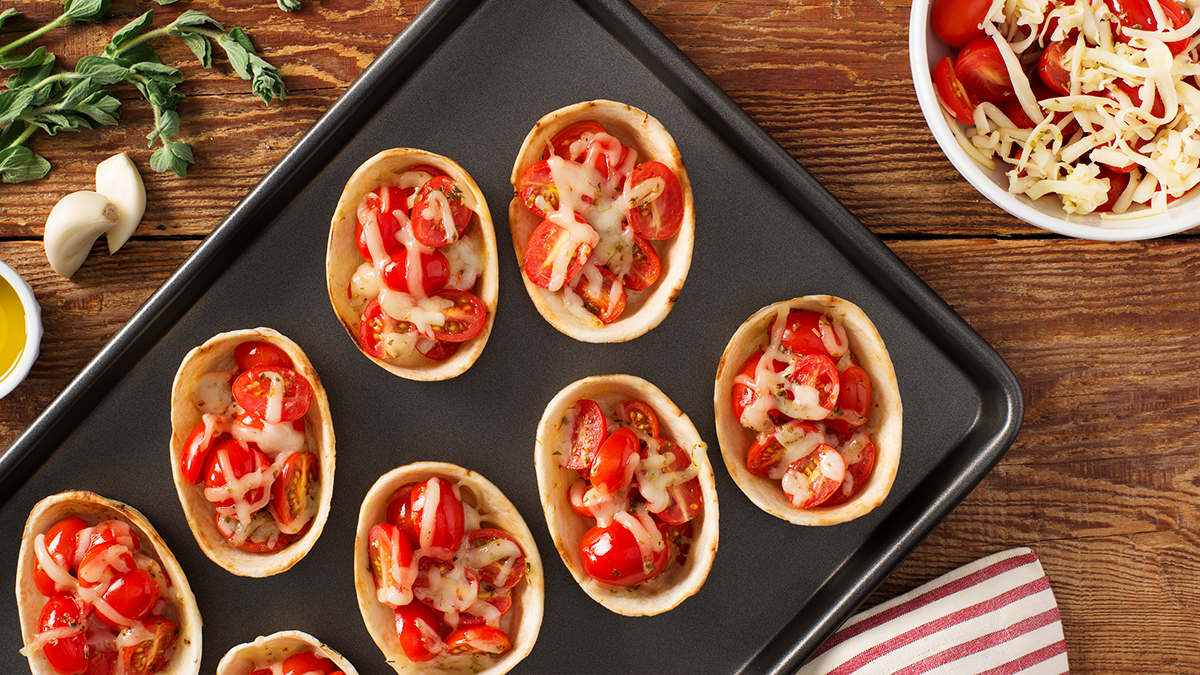 Tomato-Mozzarella Pizza Bowl