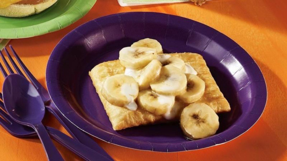 Banana-Apple Toaster Strudel