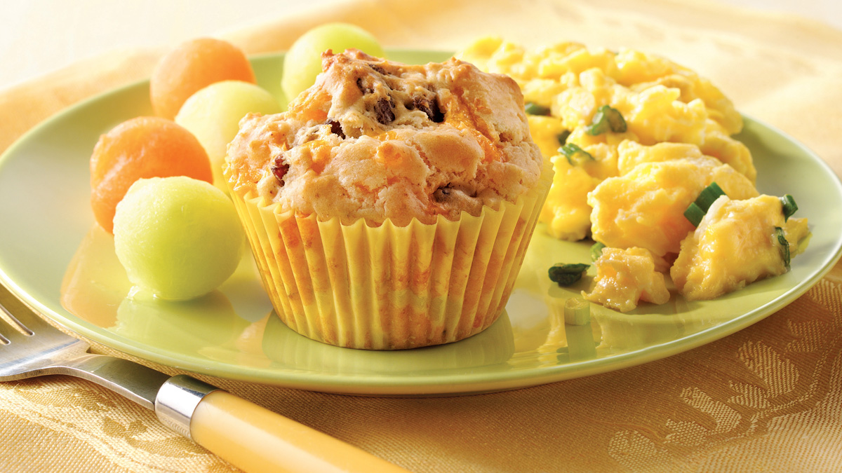 Muffins au bacon et au cheddar