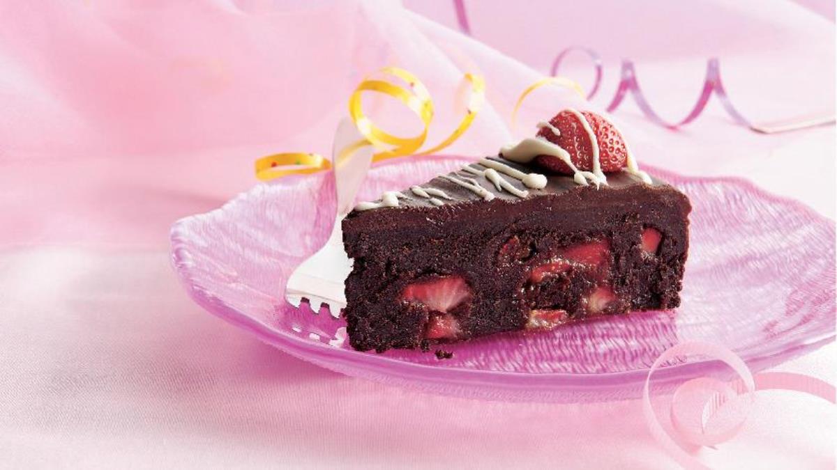 Chocolate Lover's Strawberry Truffle Cake