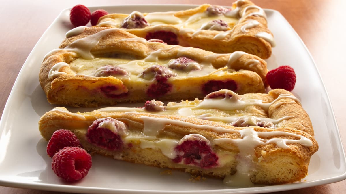 Cream Cheese-Raspberry Coffee Cake