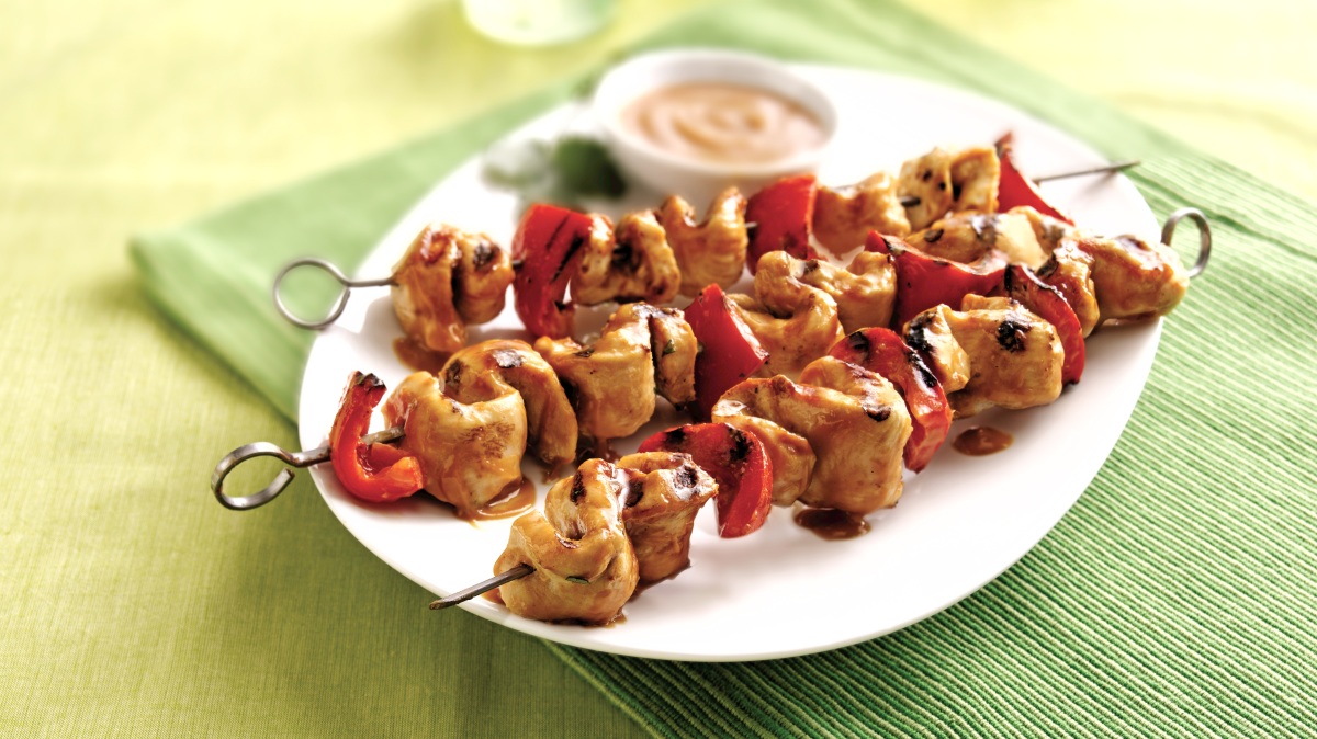 Grilled Chicken Kabobs with Thai Peanut Sauce