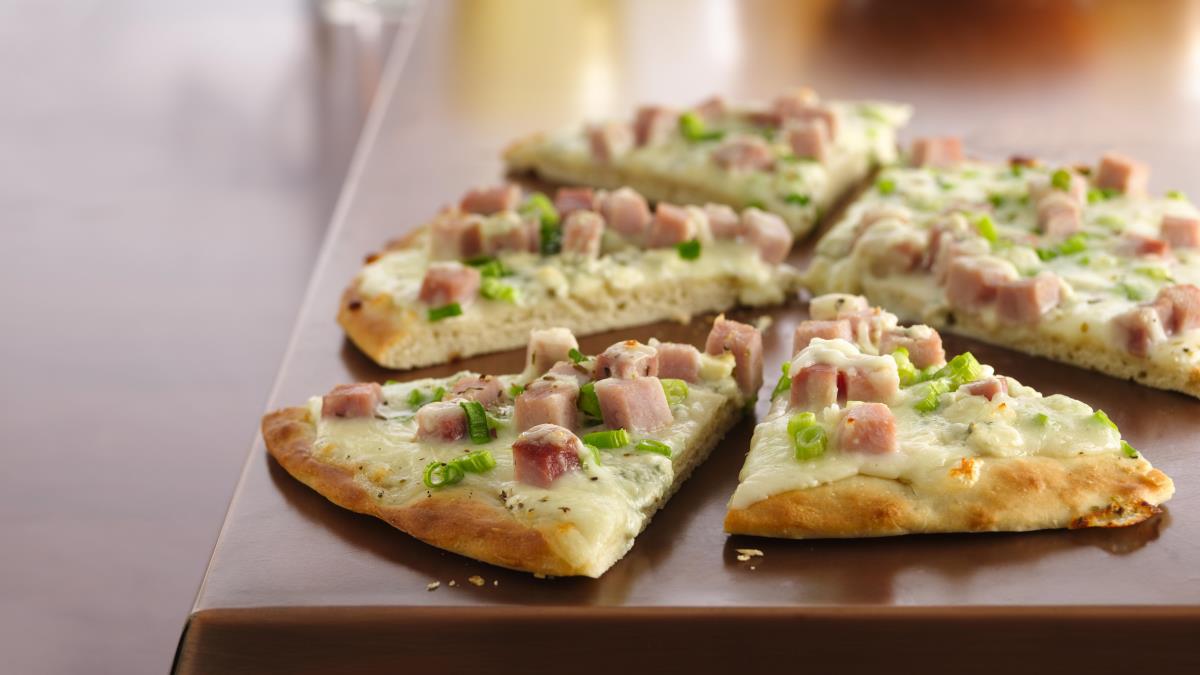 Ham and Gorgonzola Pizza
