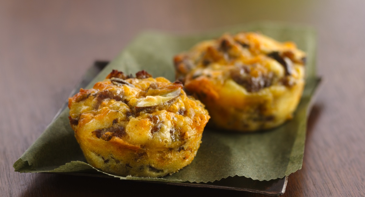 Impossibly Easy Mini Breakfast Sausage Pies