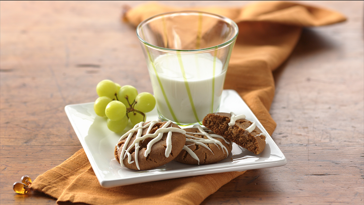 Molasses Cookies with White Chocolate Glaze 