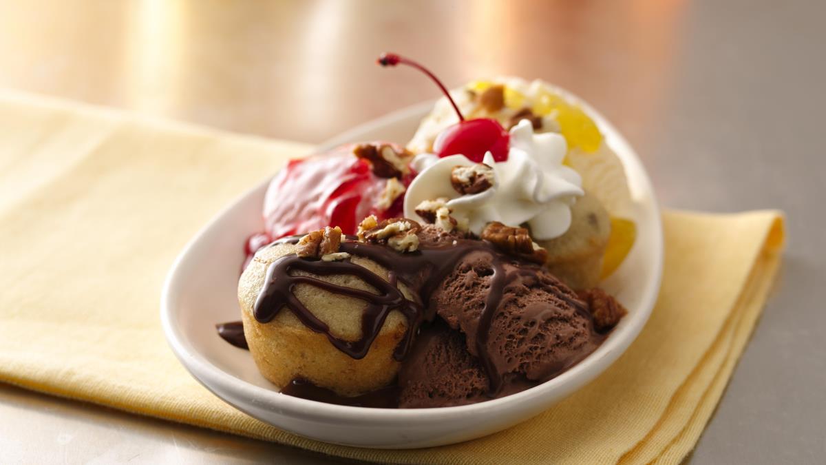 Mini Cupcake Banana Splits