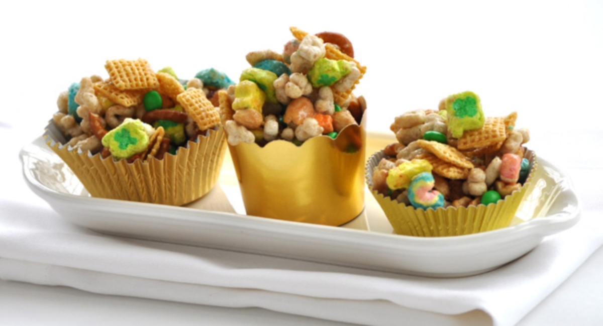 Pot o’ Gold Chex Mix