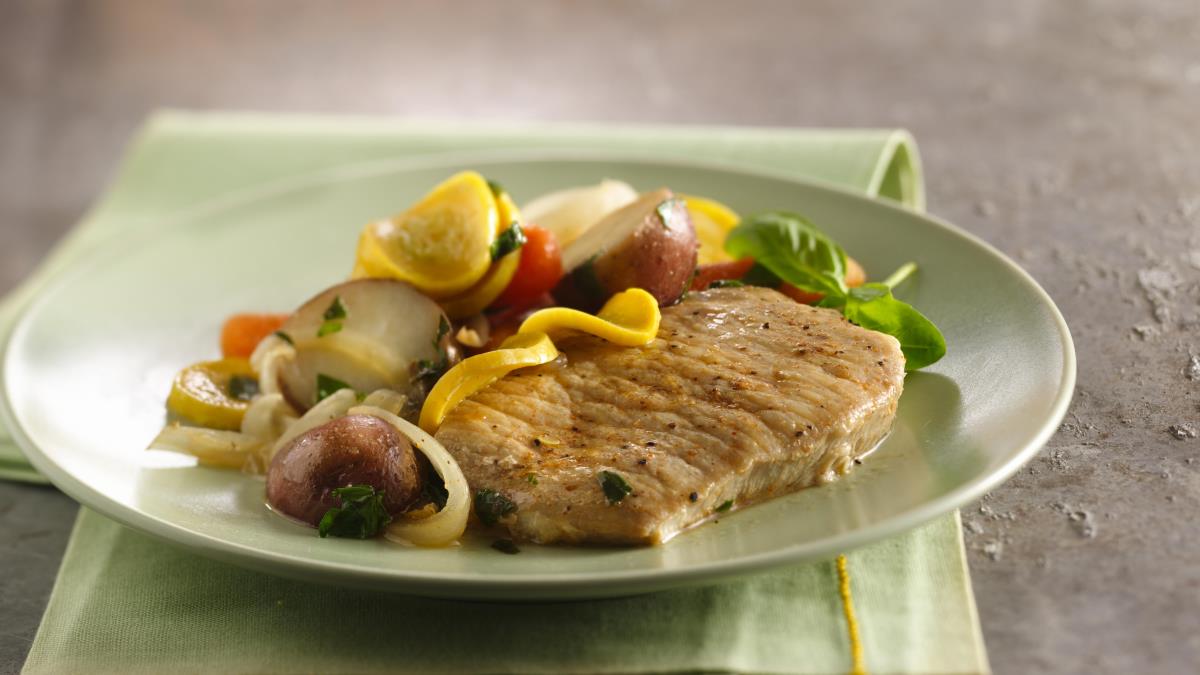 Pork Chops with Vegetable Medley