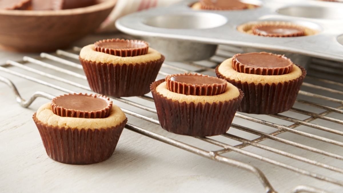 REESE® Peanut Butter Temptations 