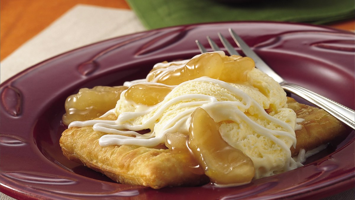 Toaster Strudel Apple Sundaes