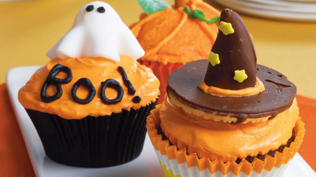Witches' Hat Cupcakes