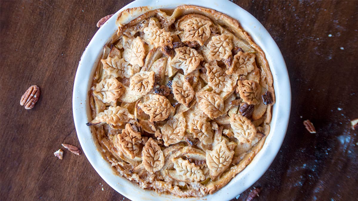 Apple Praline Pie