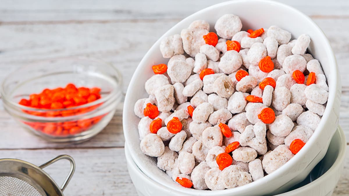 Cheerios™ and Pumpkin Spice Puppy Chow