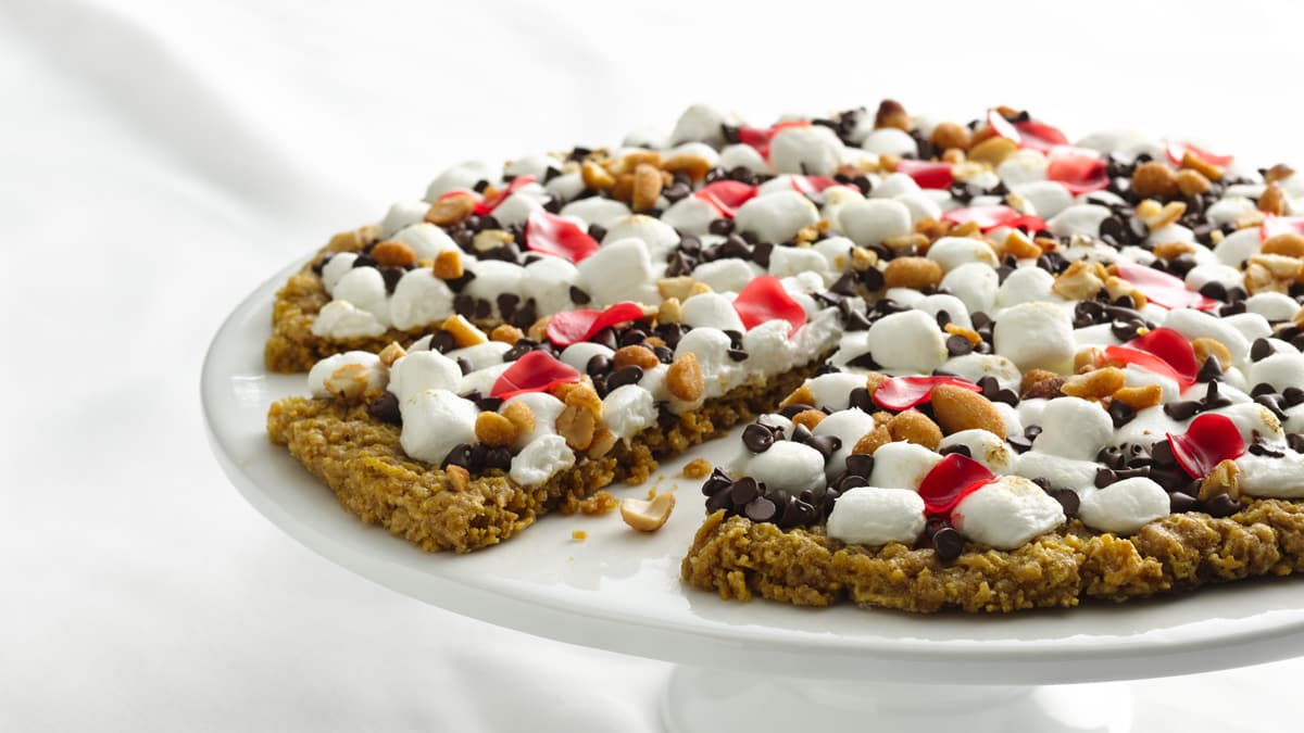 Chex* Cookie Pizza (Gluten Free)