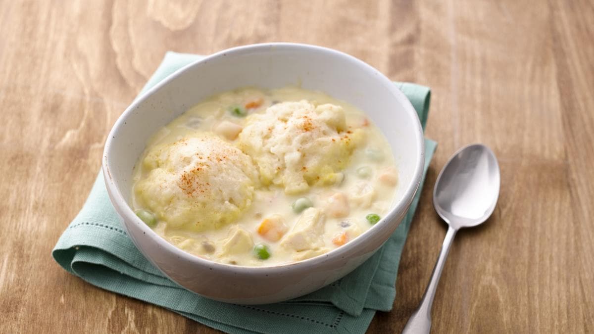 Soupe au poulet et boulettes de pâte faciles