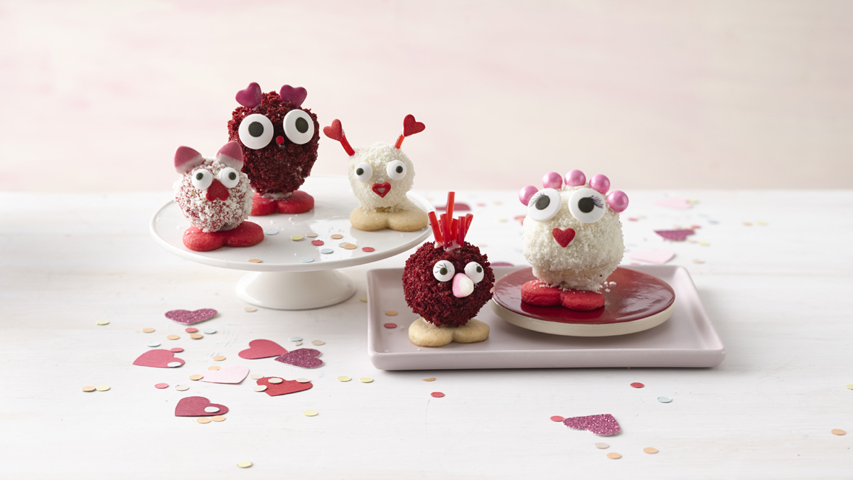 Boules de gâteau en forme de bestioles adorables