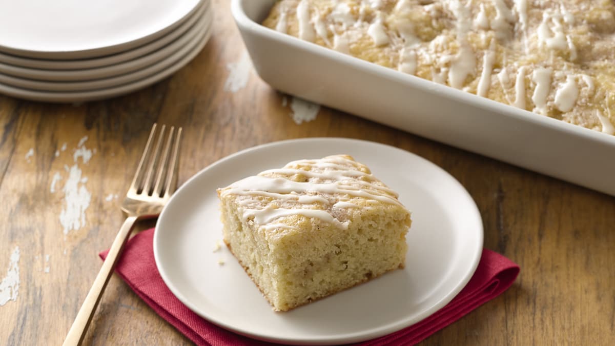 Overnight Eggnog Streusel Coffee Cake