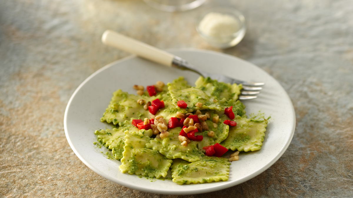 Ravioli and Vegetables with Pesto Cream