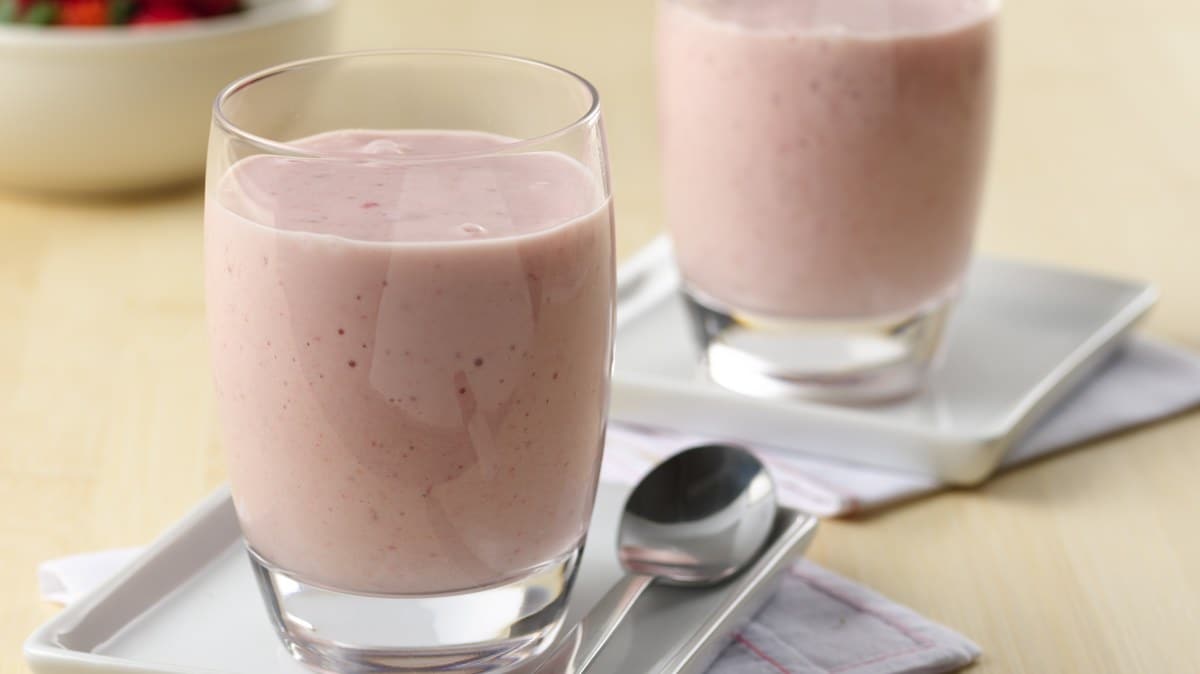 Strawberry-Banana YOP Smoothie