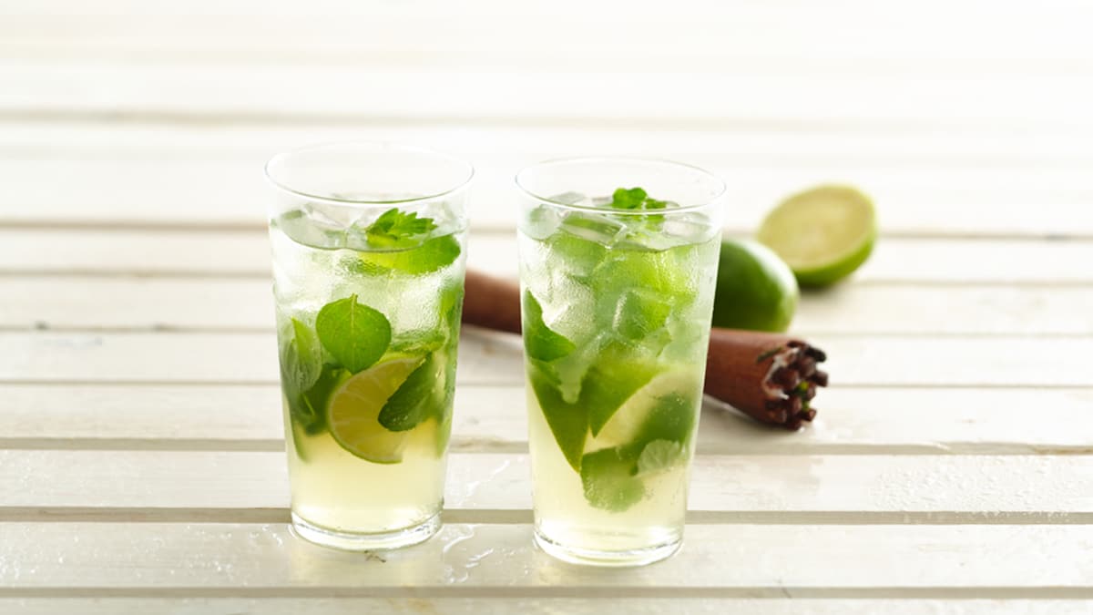 Traditional Mojitos